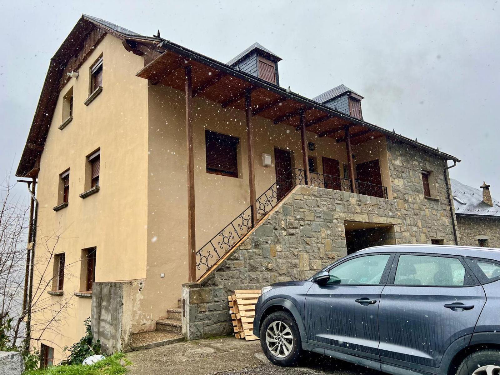 Apartamento La Buhardilla Del Boscache San Juan De Plan Luaran gambar
