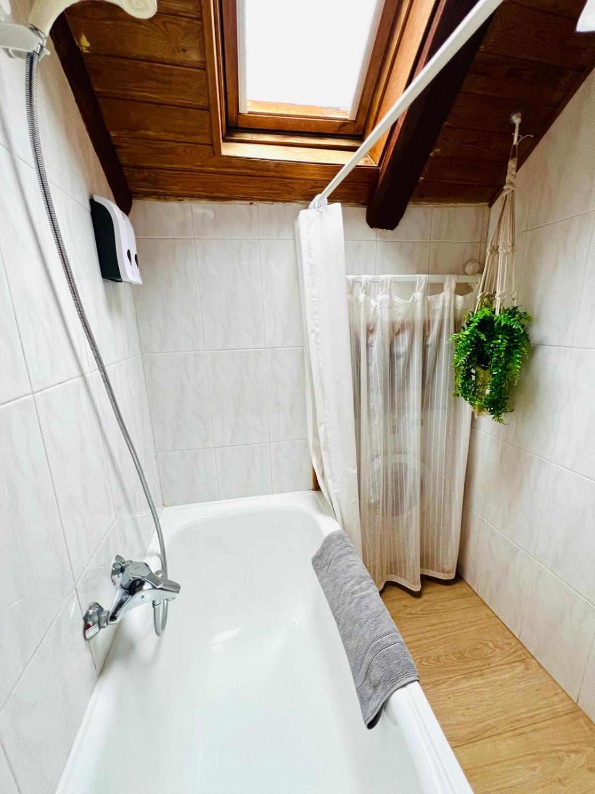 Apartamento La Buhardilla Del Boscache San Juan De Plan Luaran gambar