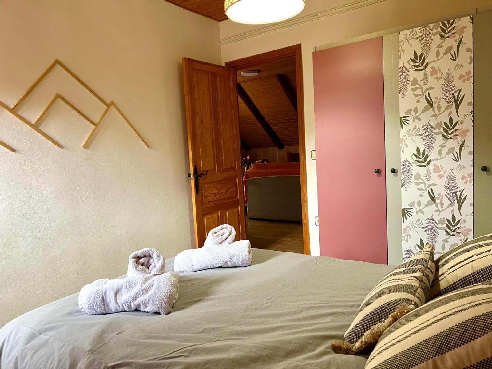Apartamento La Buhardilla Del Boscache San Juan De Plan Luaran gambar