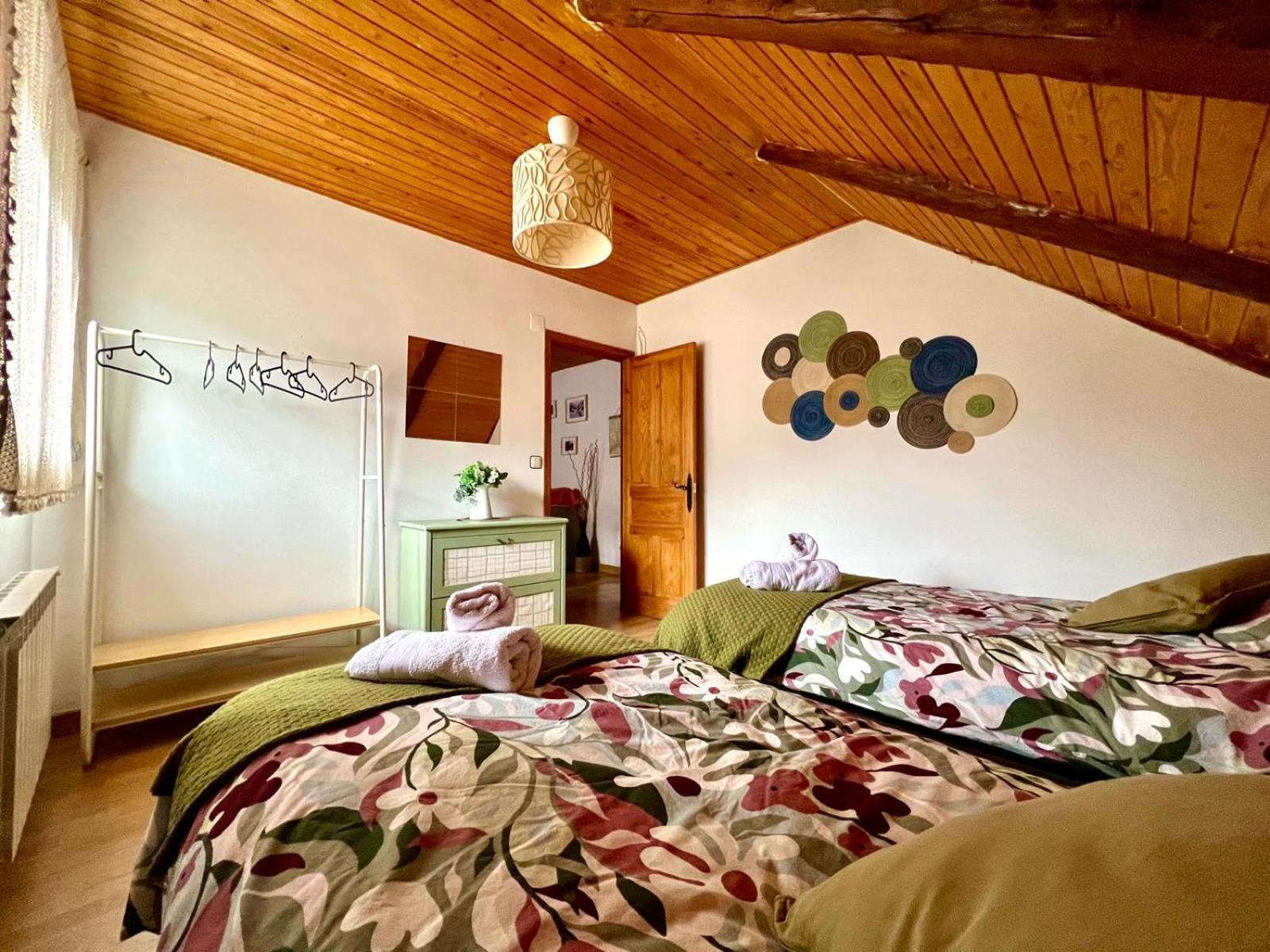 Apartamento La Buhardilla Del Boscache San Juan De Plan Luaran gambar